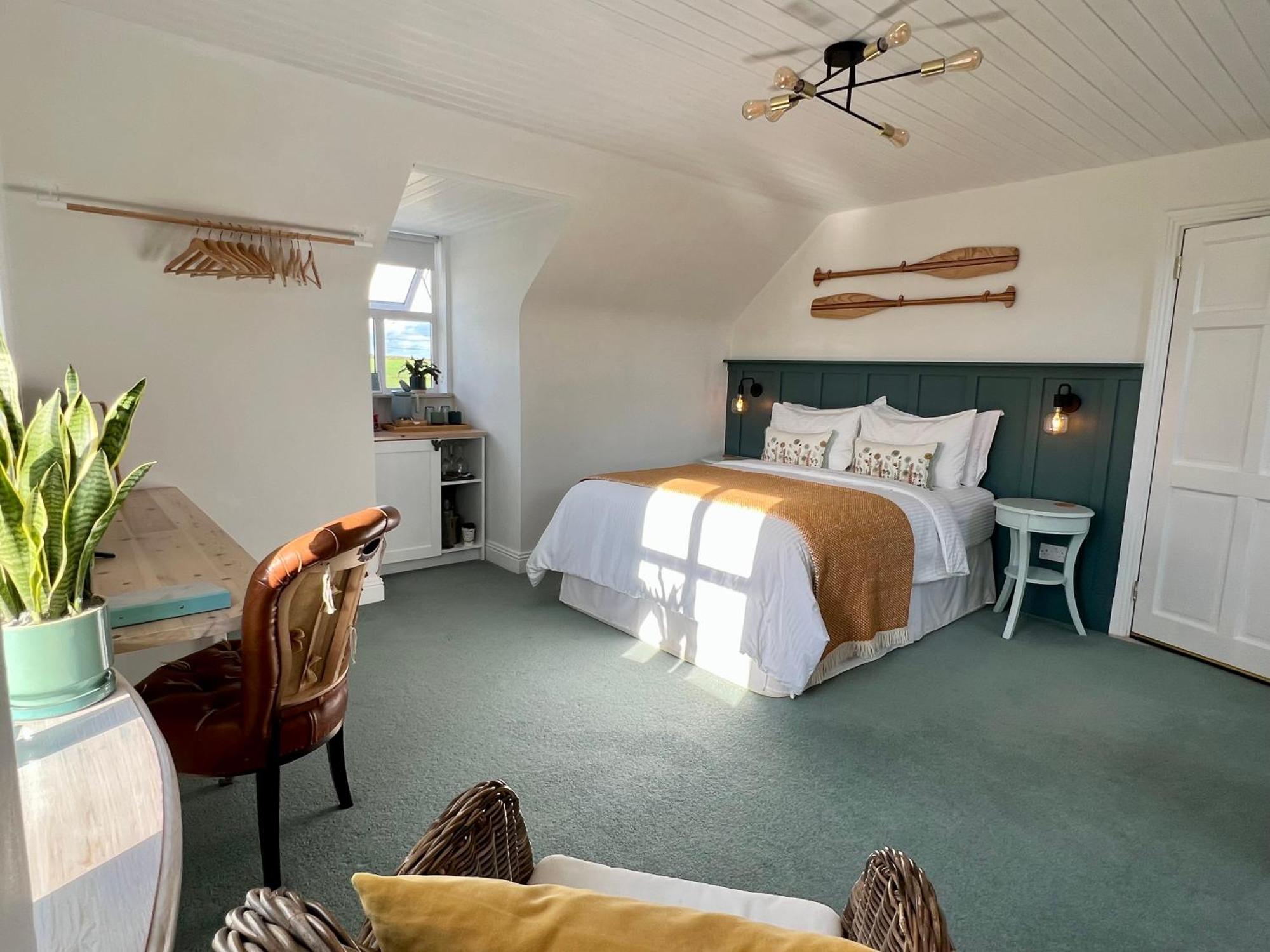 Thistledown Lodge 페다드 온 씨 외부 사진